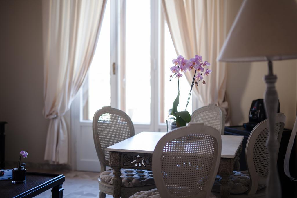 Kometa Suites & Apartments Firenze Bagian luar foto